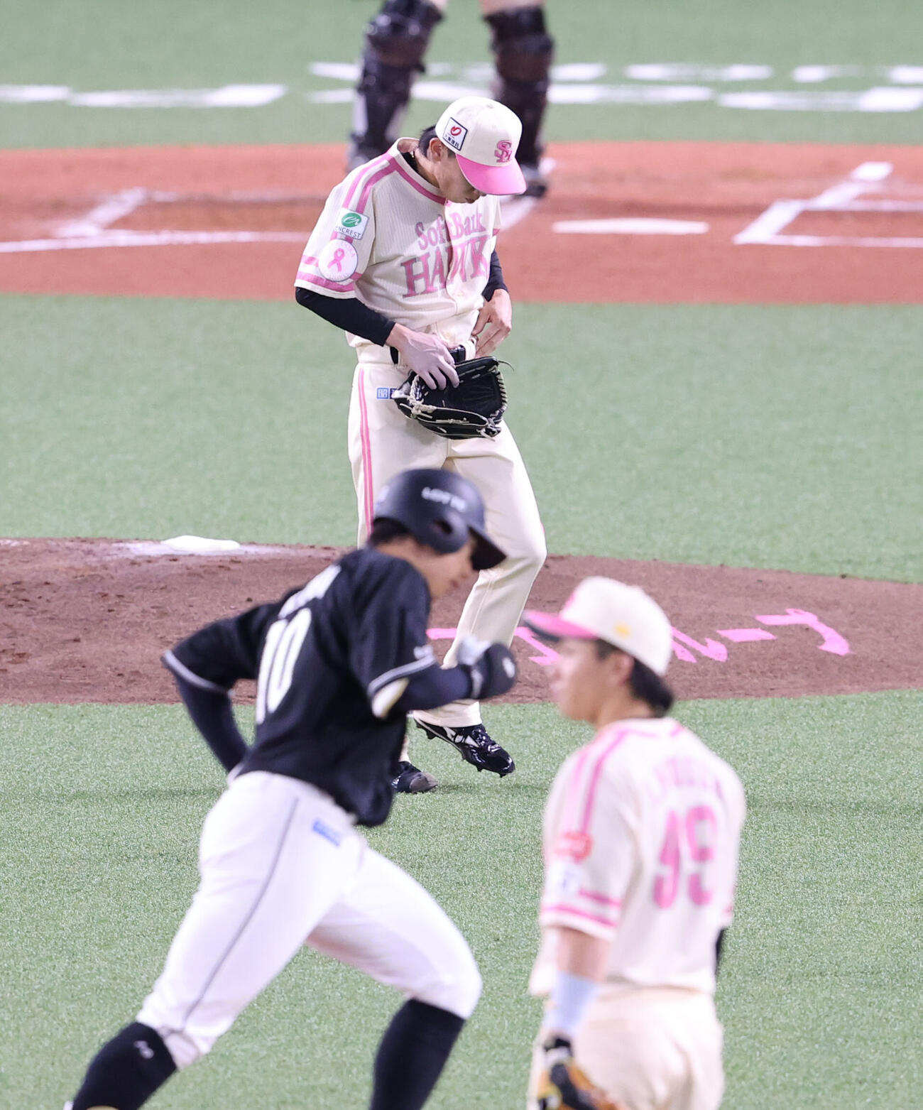 ソフトバンク対ロッテ　2回表ロッテ1死、上田希由翔に右越え先制本塁打を浴びた大津亮介（撮影・梅根麻紀）