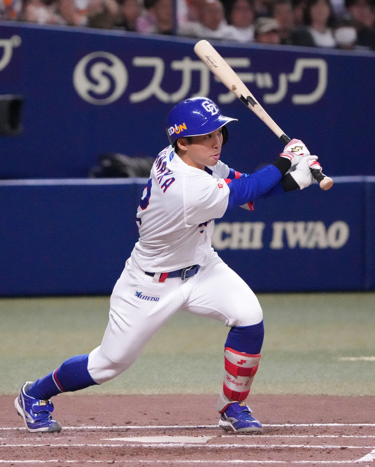 中日対巨人　2回裏中日1死満塁、適時打を放つ田中幹也（撮影・森本幸一）