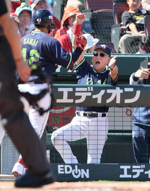 【ヤクルト】池山監督采配ズバズバ！前日無安打沢井廉が２ラン、８番投手が２戦連続適時打