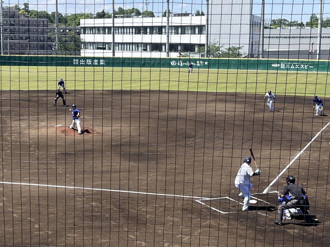 2軍西武－中日　中日涌井と対戦する西武中村剛