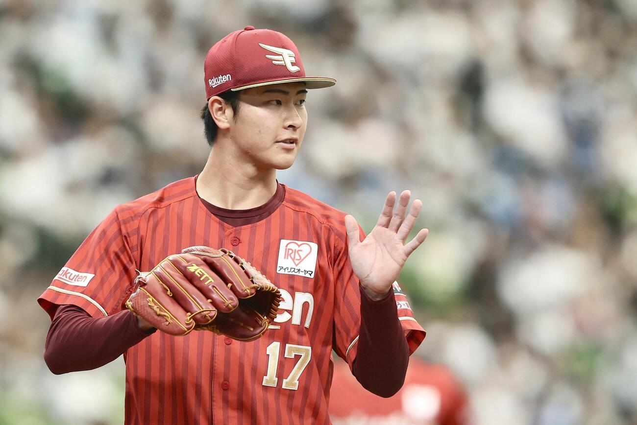 西武対楽天　1回裏を抑える古謝樹（撮影・河田真司）