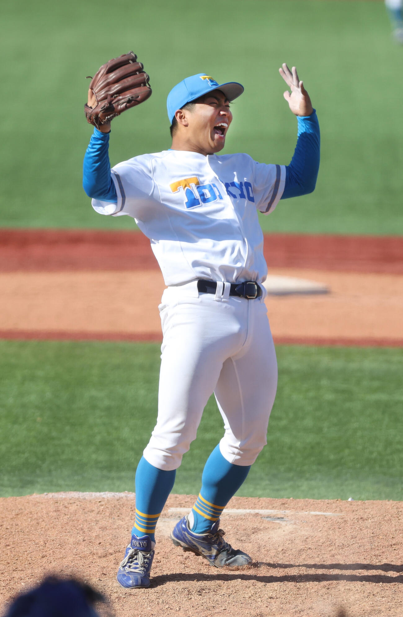 東大対法大7安打1失点の完投勝利を挙げた東大・松本慎之介＝2026年5月9日