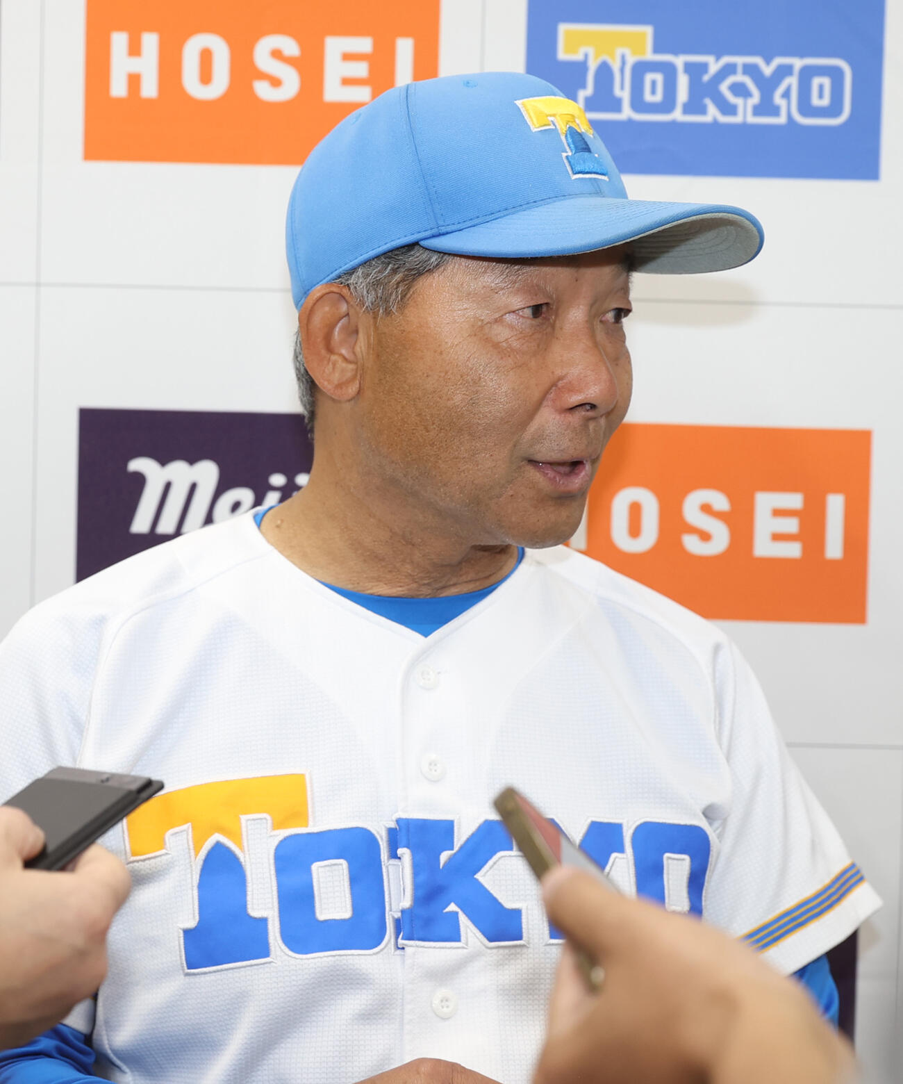 東大対法大勝利した東大・大久保裕監督＝2026年5月9日