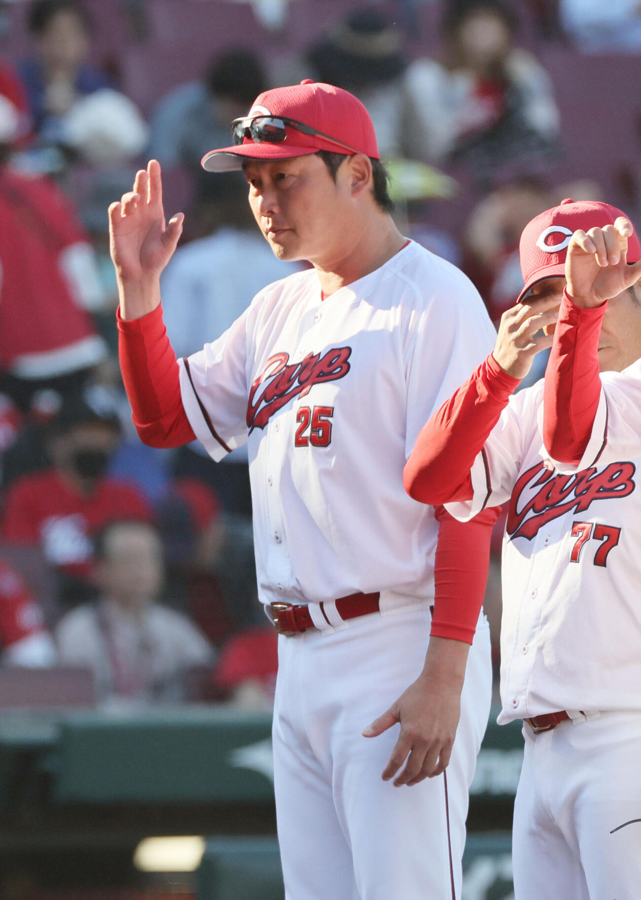 広島対ヤクルトヤクルトに連敗した新井貴浩監督（撮影・加藤孝規）