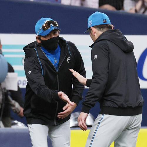 【日本ハム】京セラDでの連敗止めた！新庄監督「今日も打ってんだけどね、３点か…」／一問一答