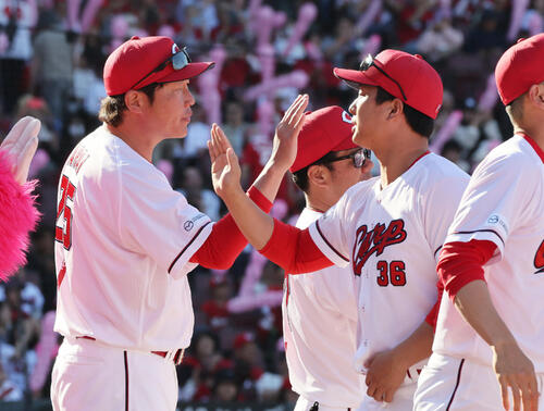 【広島】新井監督「振れている打者多い中よく抑えた」球団初７投手リレーで完封勝利　最下位脱出
