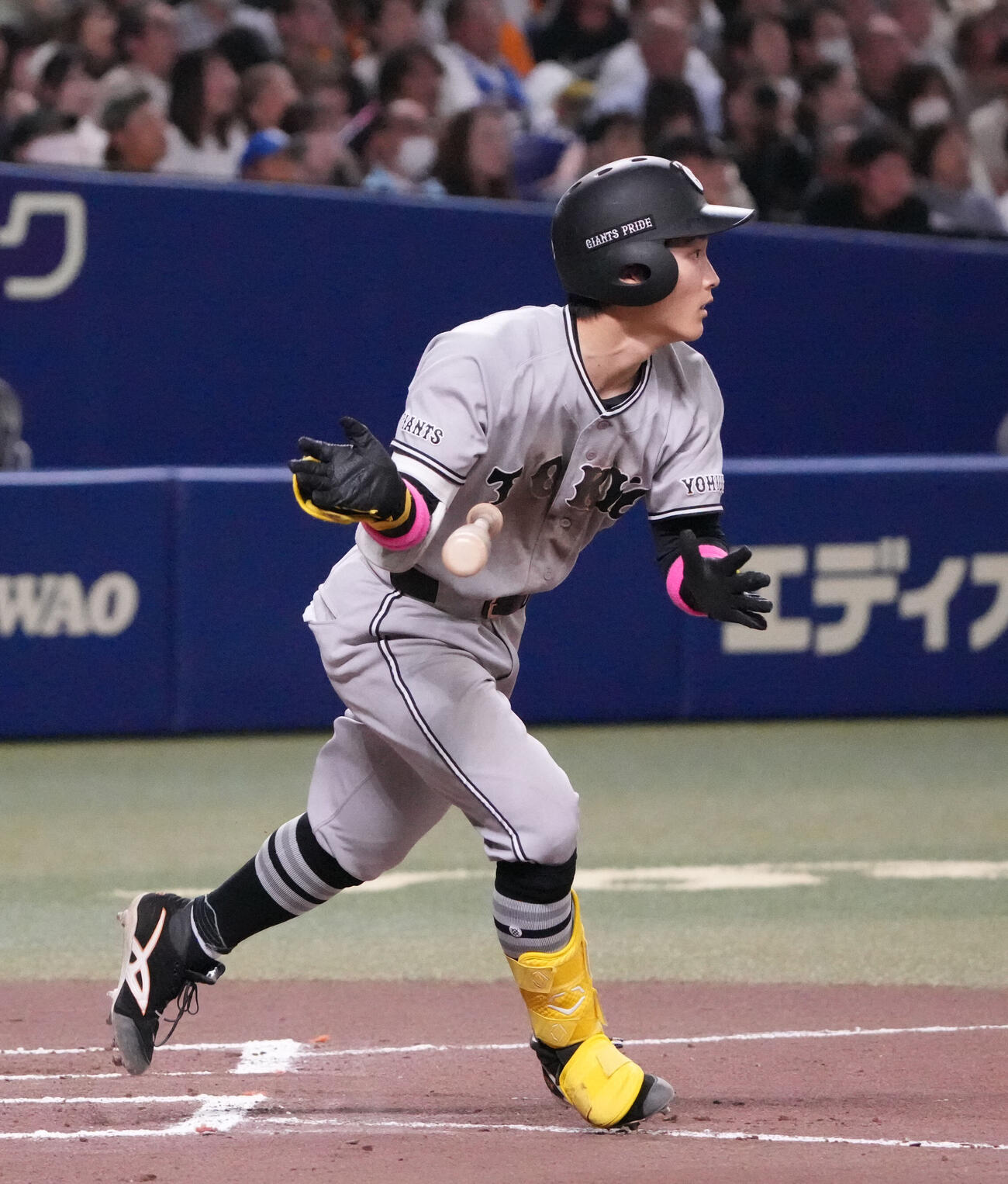 中日対巨人　6回表巨人2死二、三塁、2点適時三塁打を放つ浦田俊輔（撮影・森本幸一）