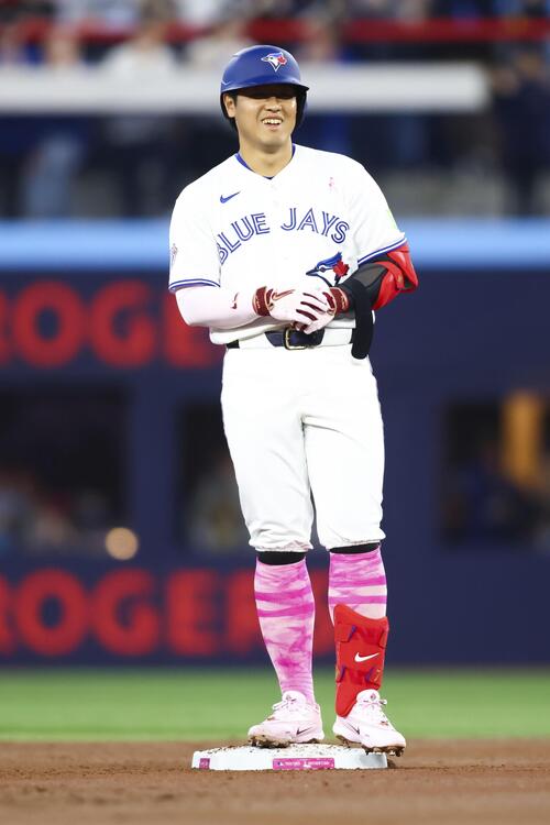 ブルージェイズ岡本和真、初回に先制二塁打で９試合連続安打　チームはエンゼルスに逆転負け
