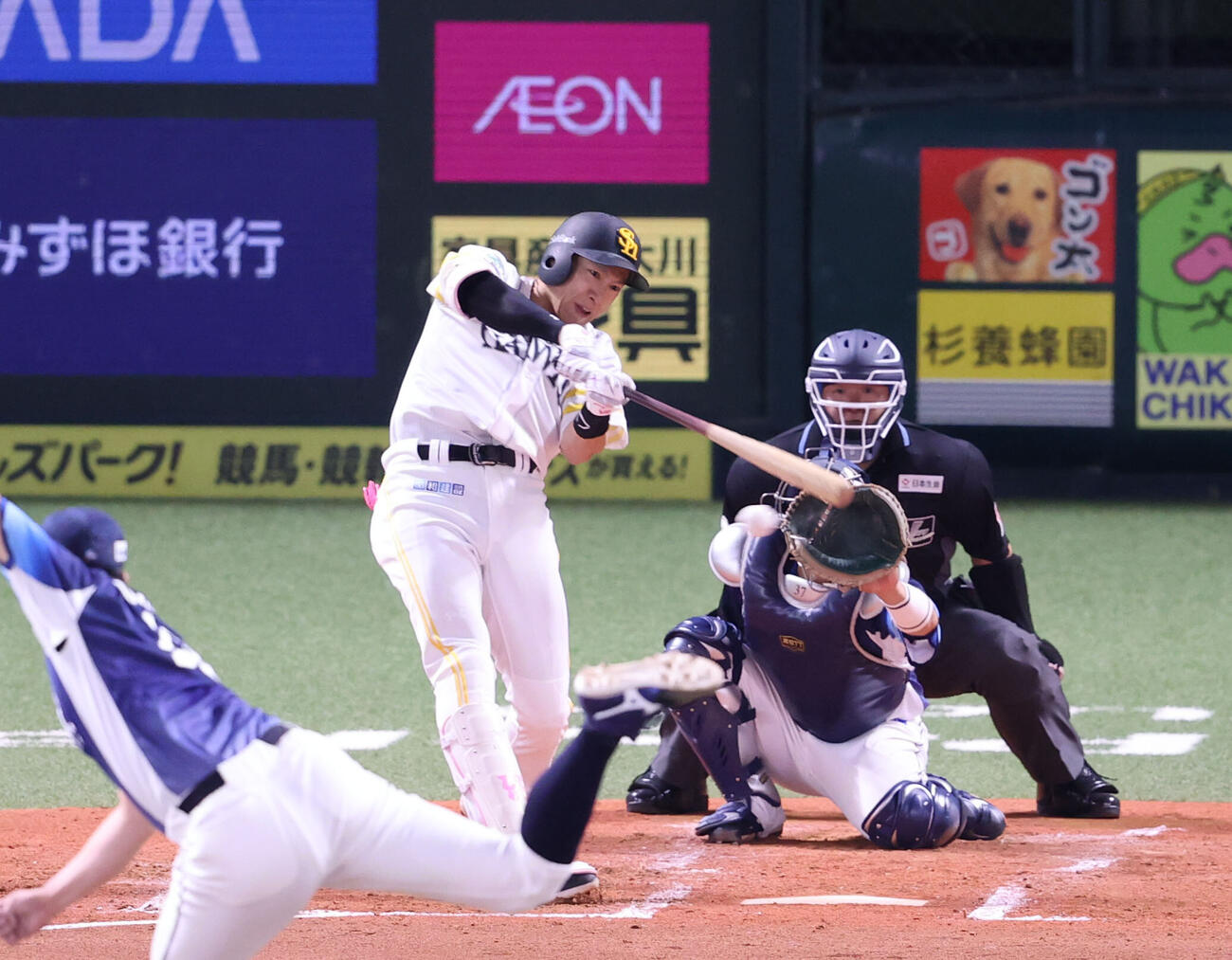 ソフトバンク対西武　3回裏ソフトバンク2死、柳田悠岐は右前打を放つ　（撮影・梅根麻紀）
