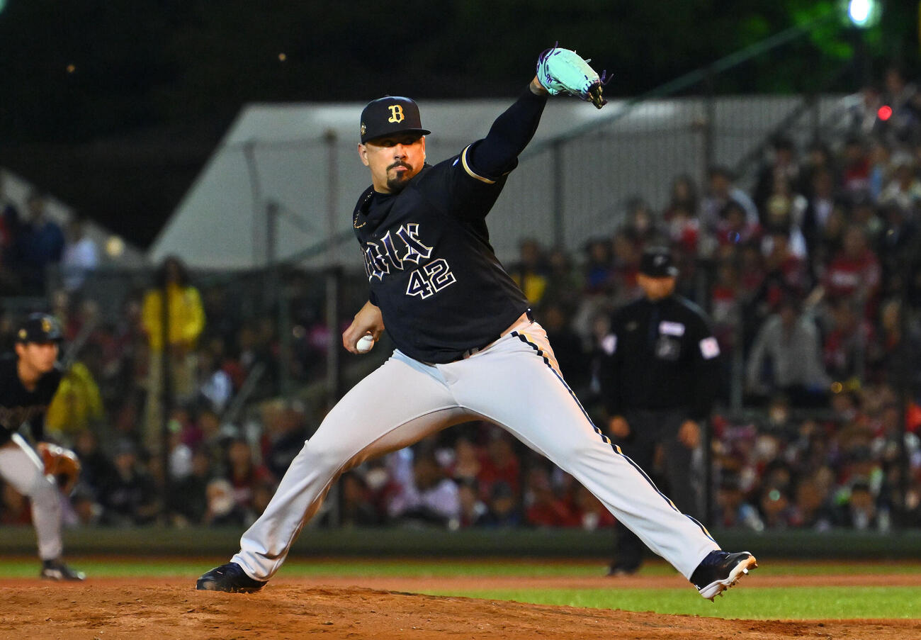 楽天対オリックス　9回裏からオリックス4番手で登板し試合を締めたアンドレス・マチャド（撮影・滝沢徹郎）　