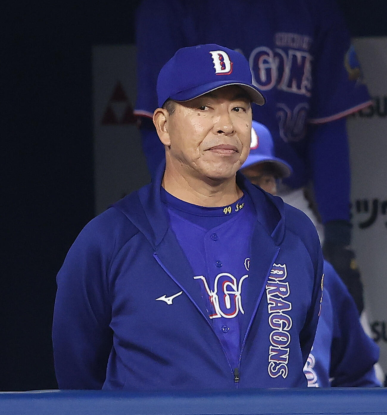 DeNA対中日　9回表、戦況を見守る井上一樹監督（撮影・河田真司）