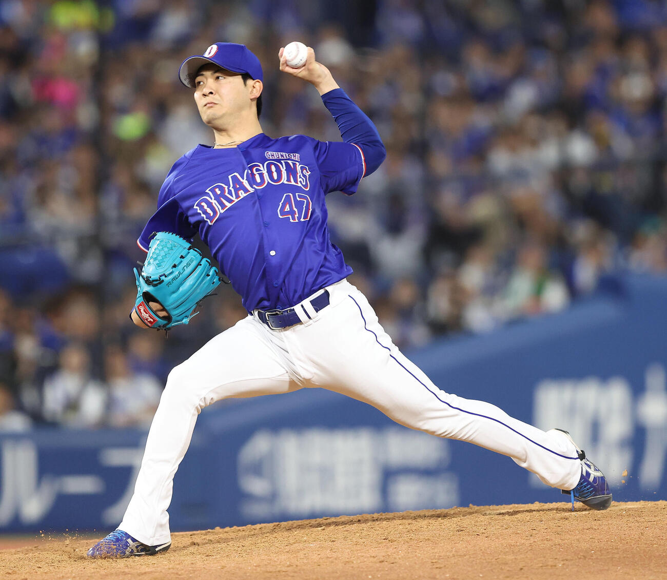 DeNA対中日　6回裏、2番手で登板する吉田聖弥（撮影・河田真司）