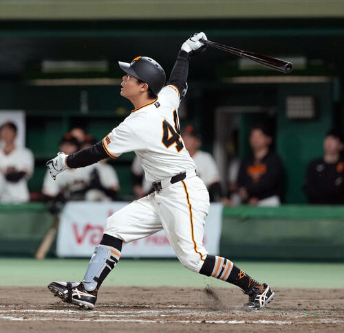 巨人】佐々木俊輔、劇的初サヨナラ弾「ミスタースプリング」の異名返上
