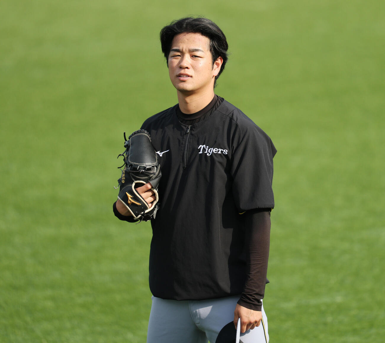 ヤクルト対阪神　試合前練習に臨む阪神高橋遥人（撮影・宮地輝）