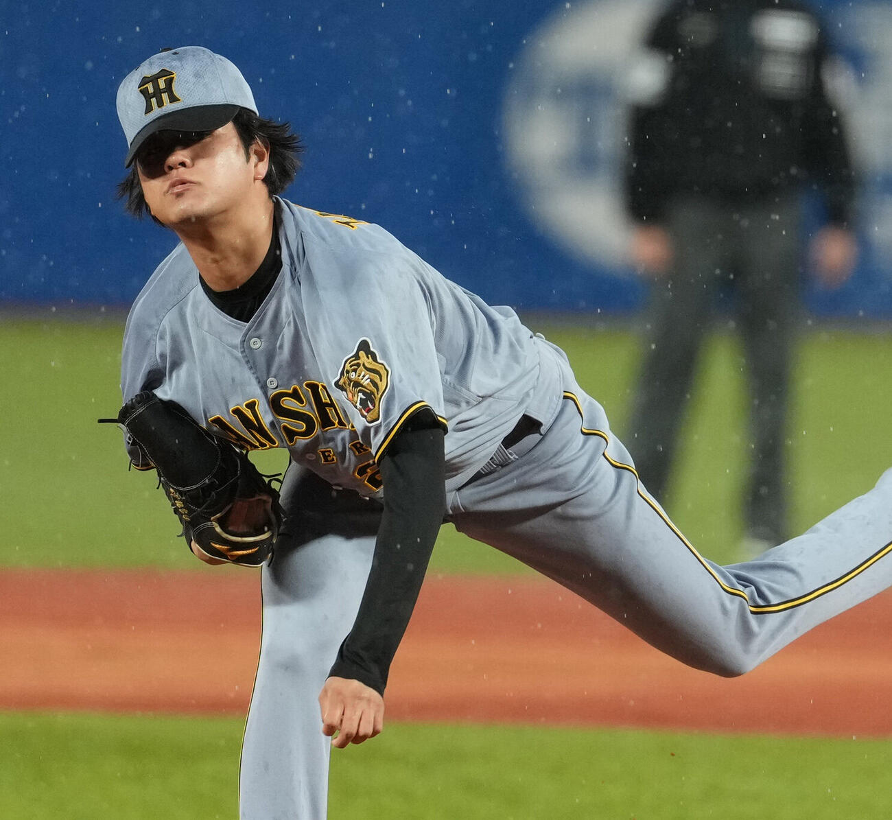 ヤクルト対阪神　阪神先発の高橋遥人（撮影・清水貴仁）