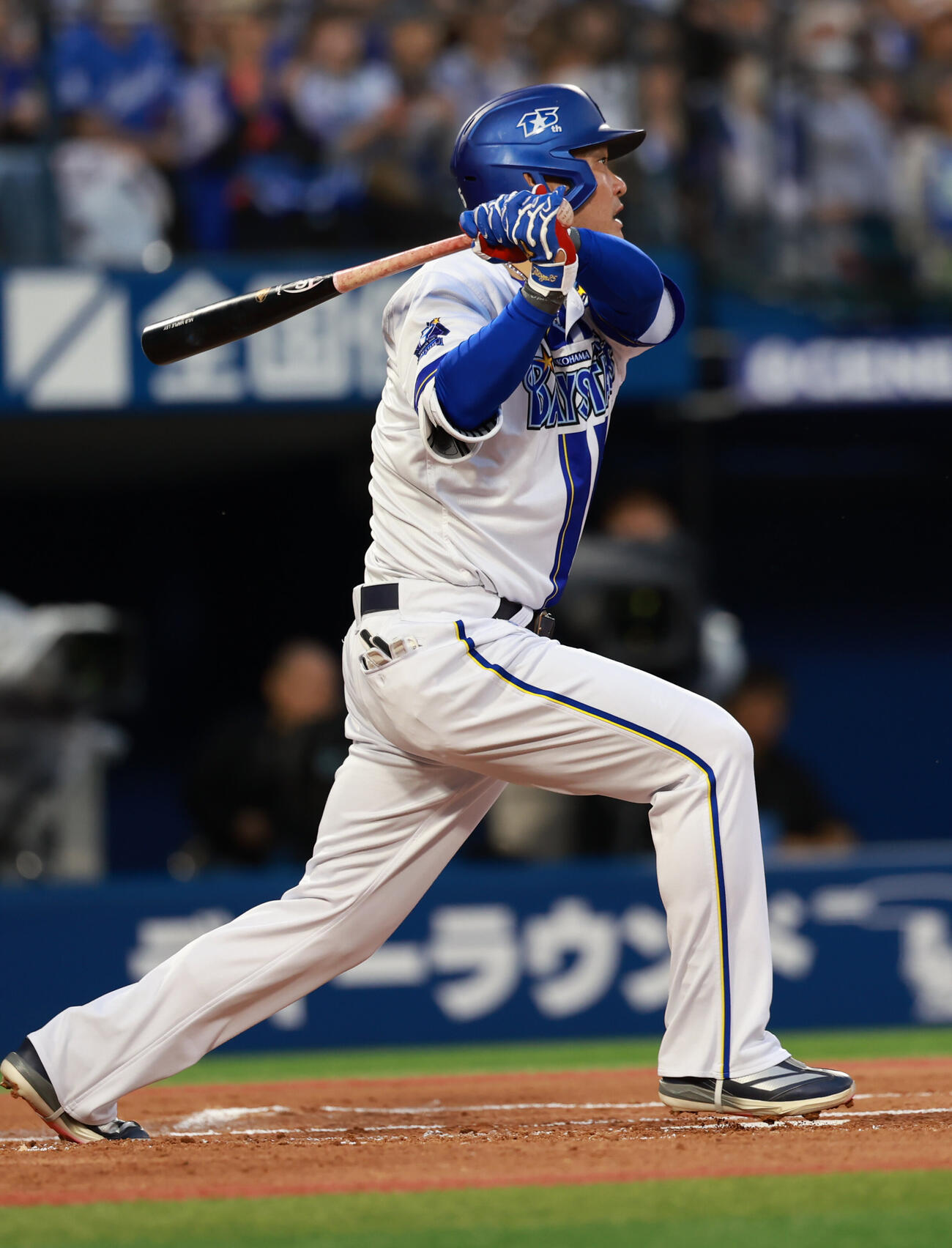 DeNA対中日　1回裏DeNA無死一、三塁、適時打を放つ筒香嘉智（撮影・水谷安孝）