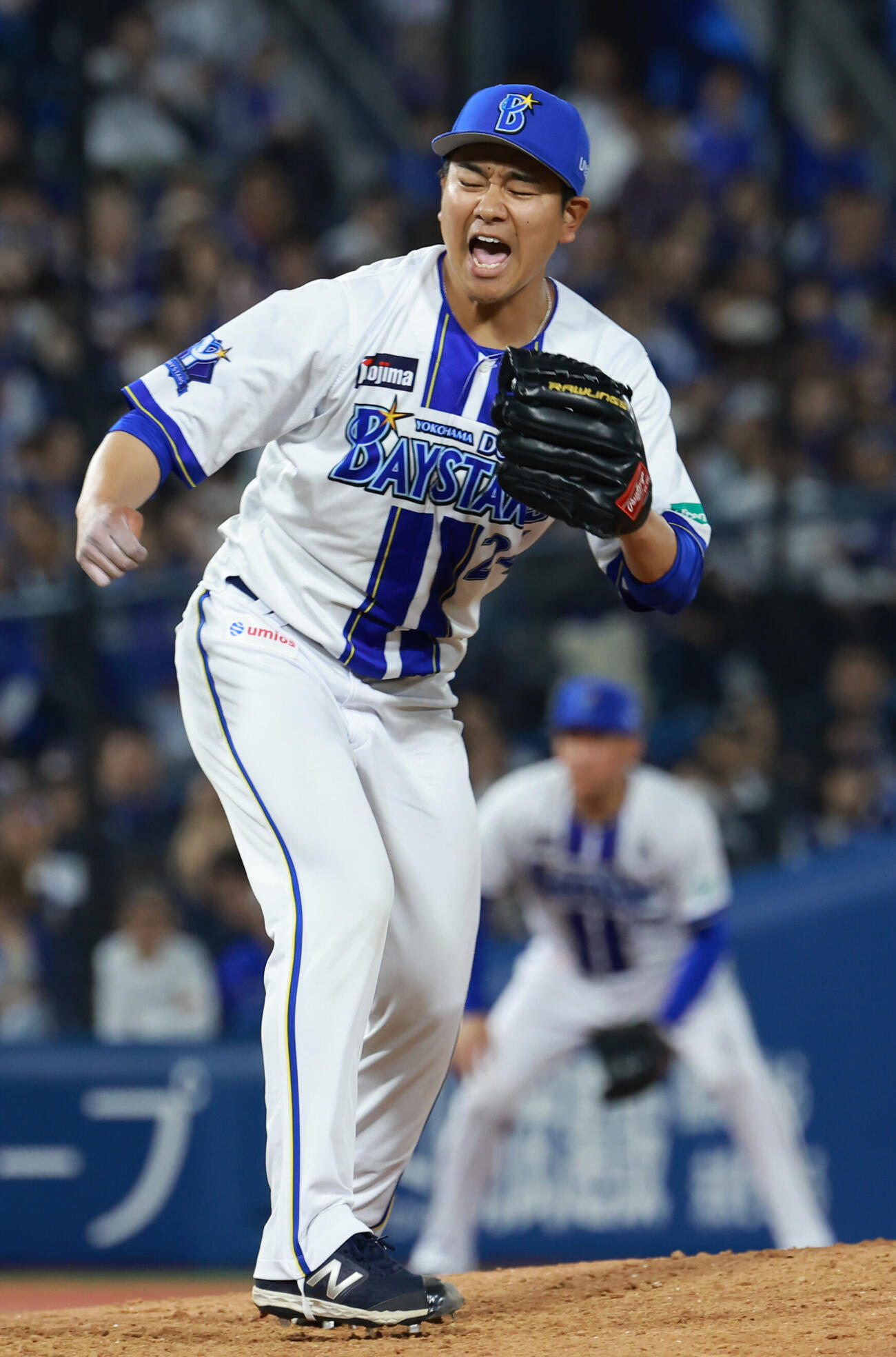 DeNA対中日　8回表を無失点に抑え吠える吉野光樹（撮影・水谷安孝）