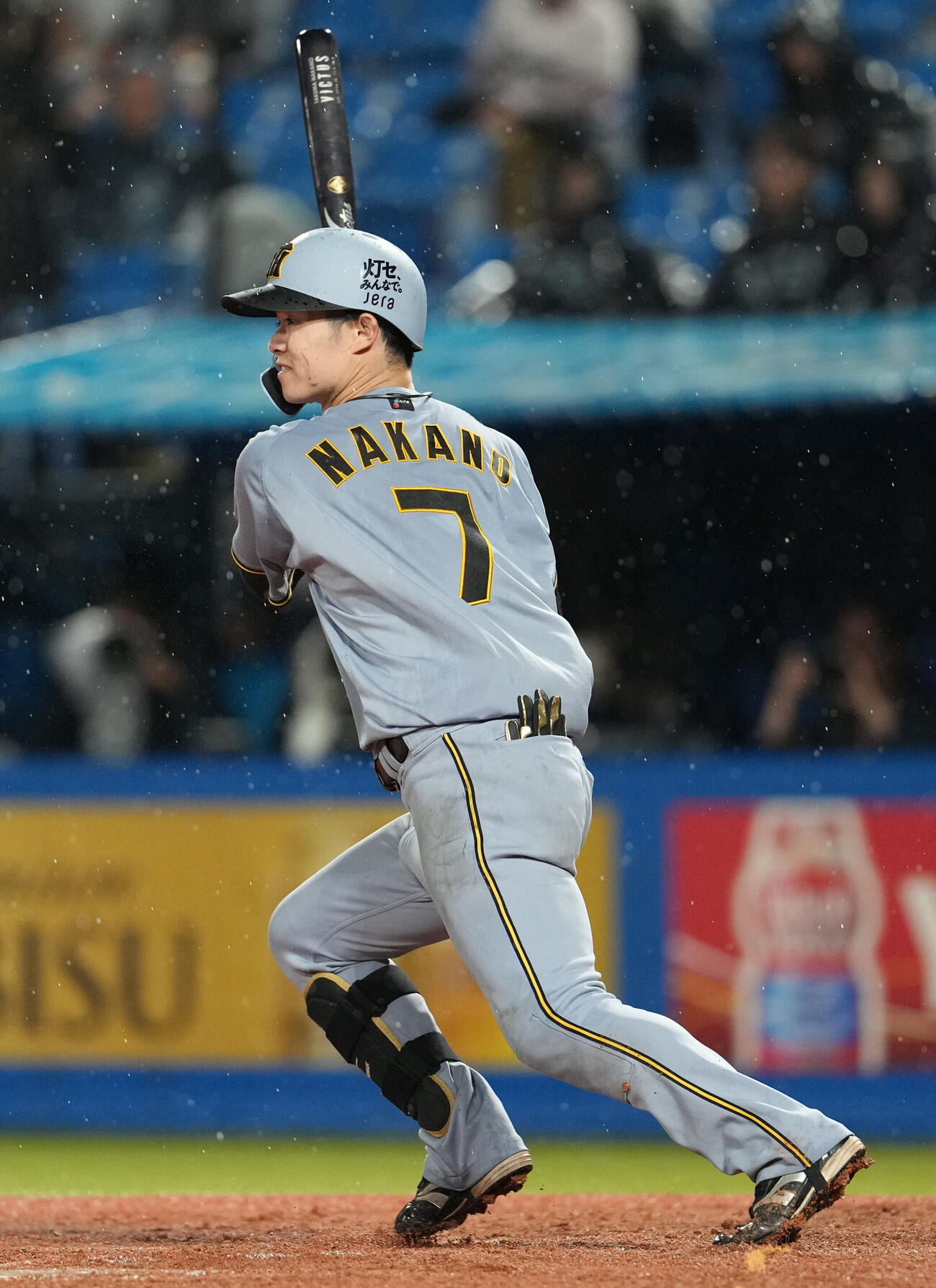 ヤクルト対阪神　3回表阪神2死二塁、左前適時打を放つ中野拓夢（撮影・清水貴仁）