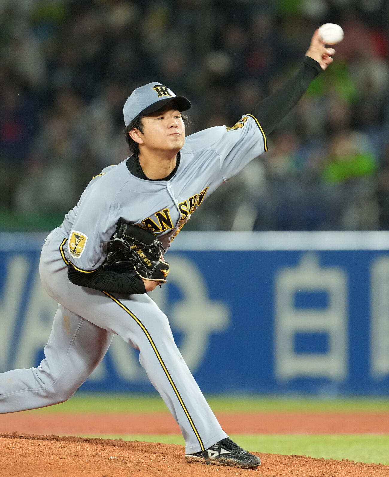 ヤクルト対阪神　力投する阪神高橋遥人（撮影・清水貴仁）