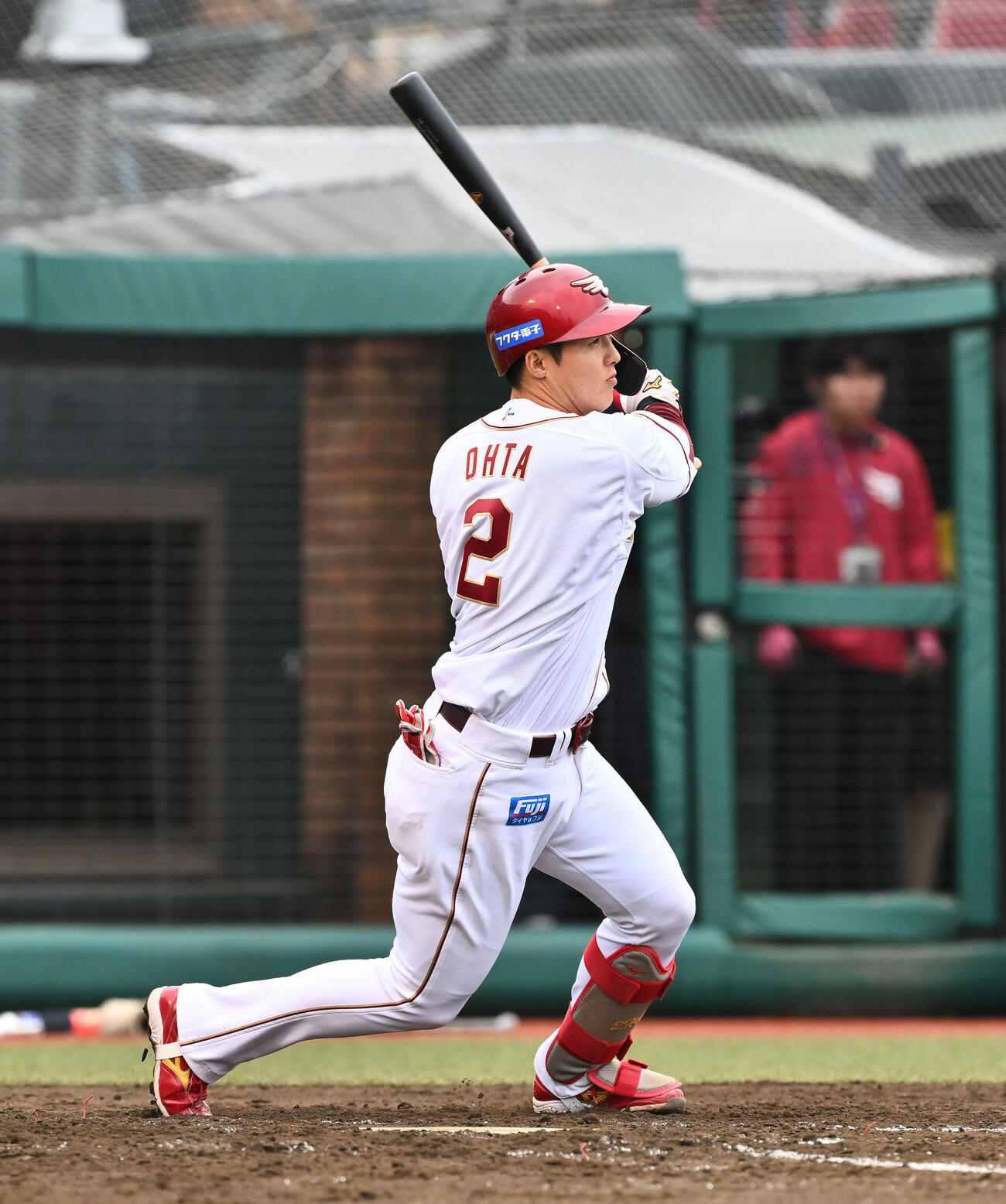 楽天対オリックス　3回裏楽天1死二、三塁、太田光は中前2点適時打を放つ（撮影・滝沢徹郎）　