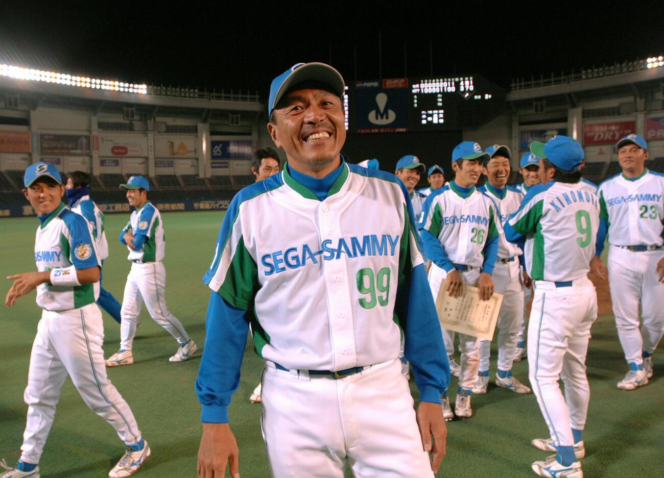 セガサミー青島健太監督（2007年撮影）