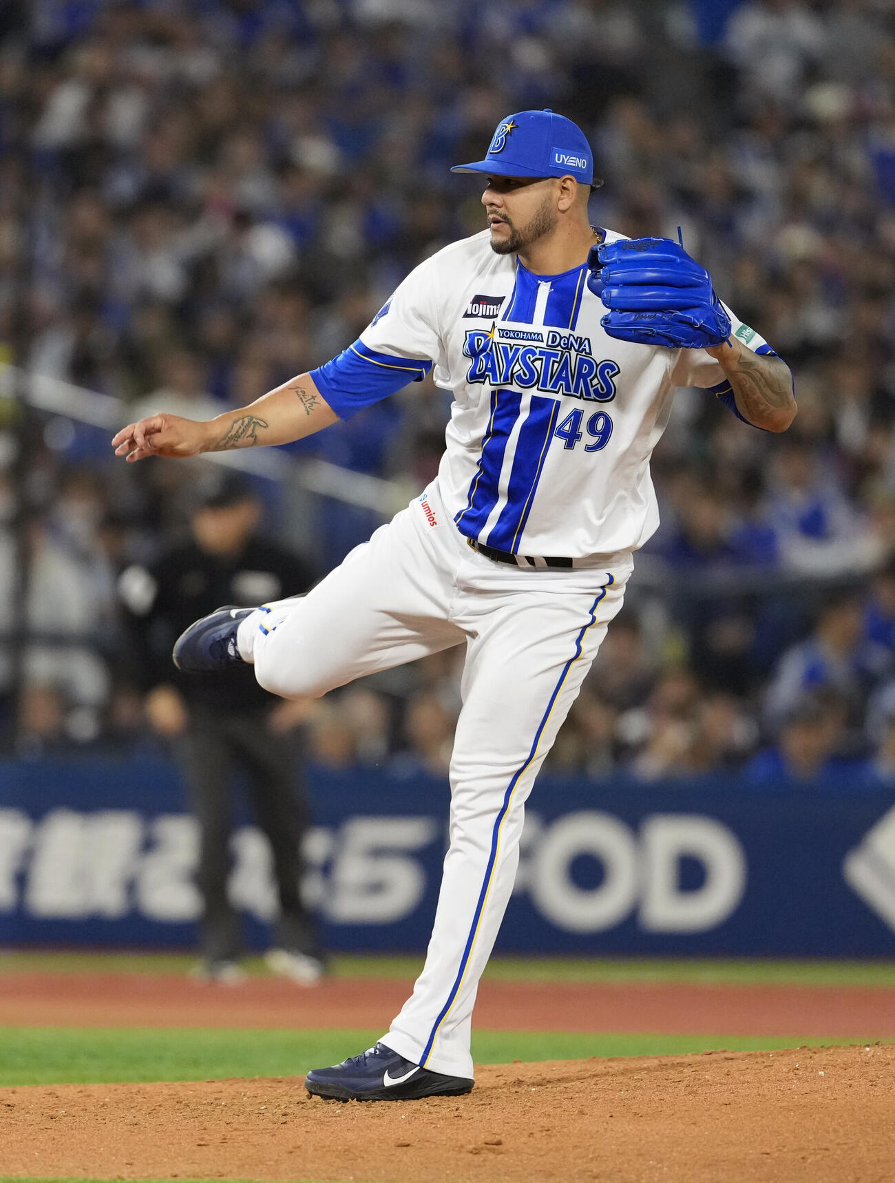 DeNA対中日　7回表から登板し力投するDeNAルイーズ（撮影・小島史椰）
