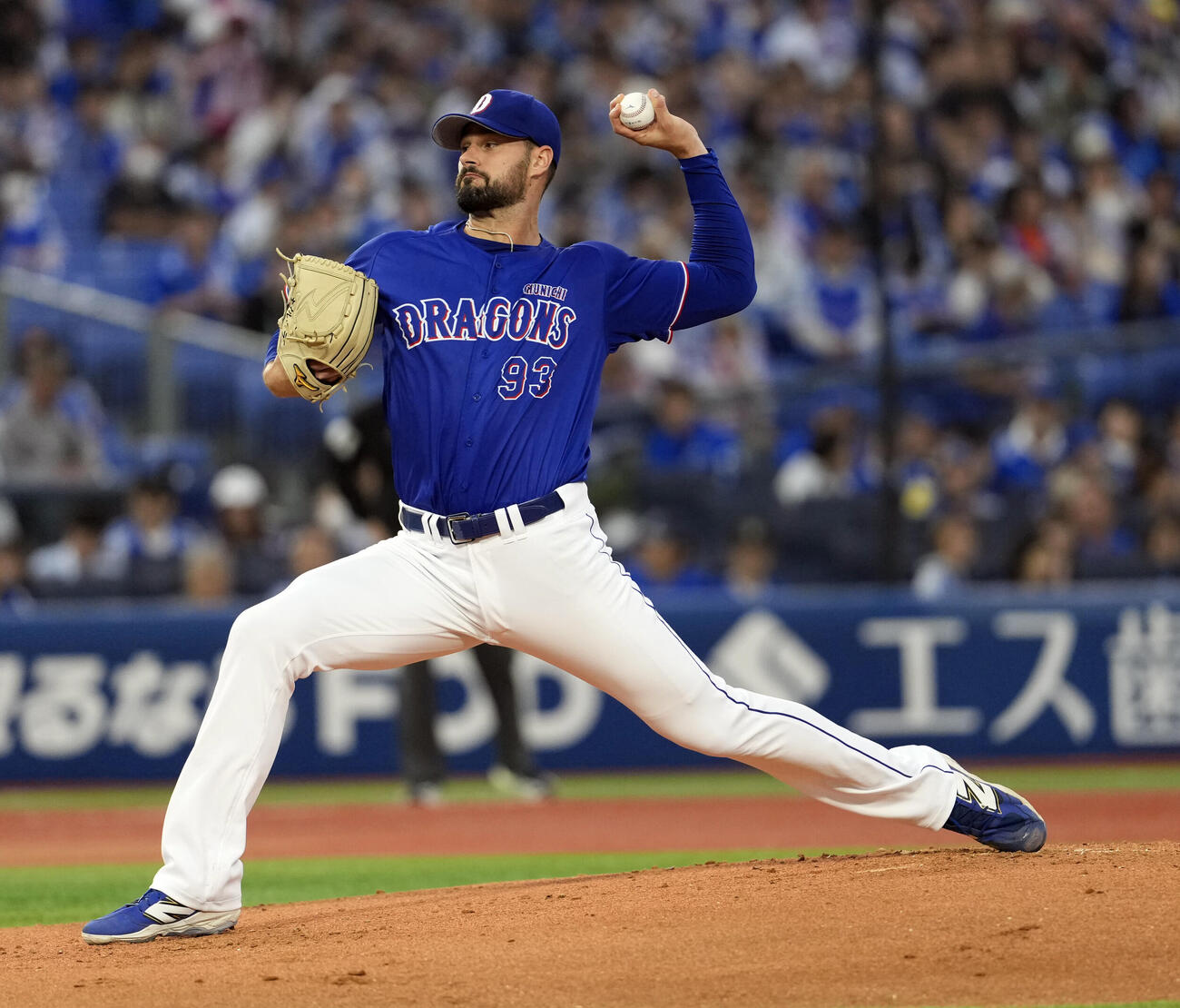 DeNA対中日　力投する中日先発のマラー（撮影・小島史椰）