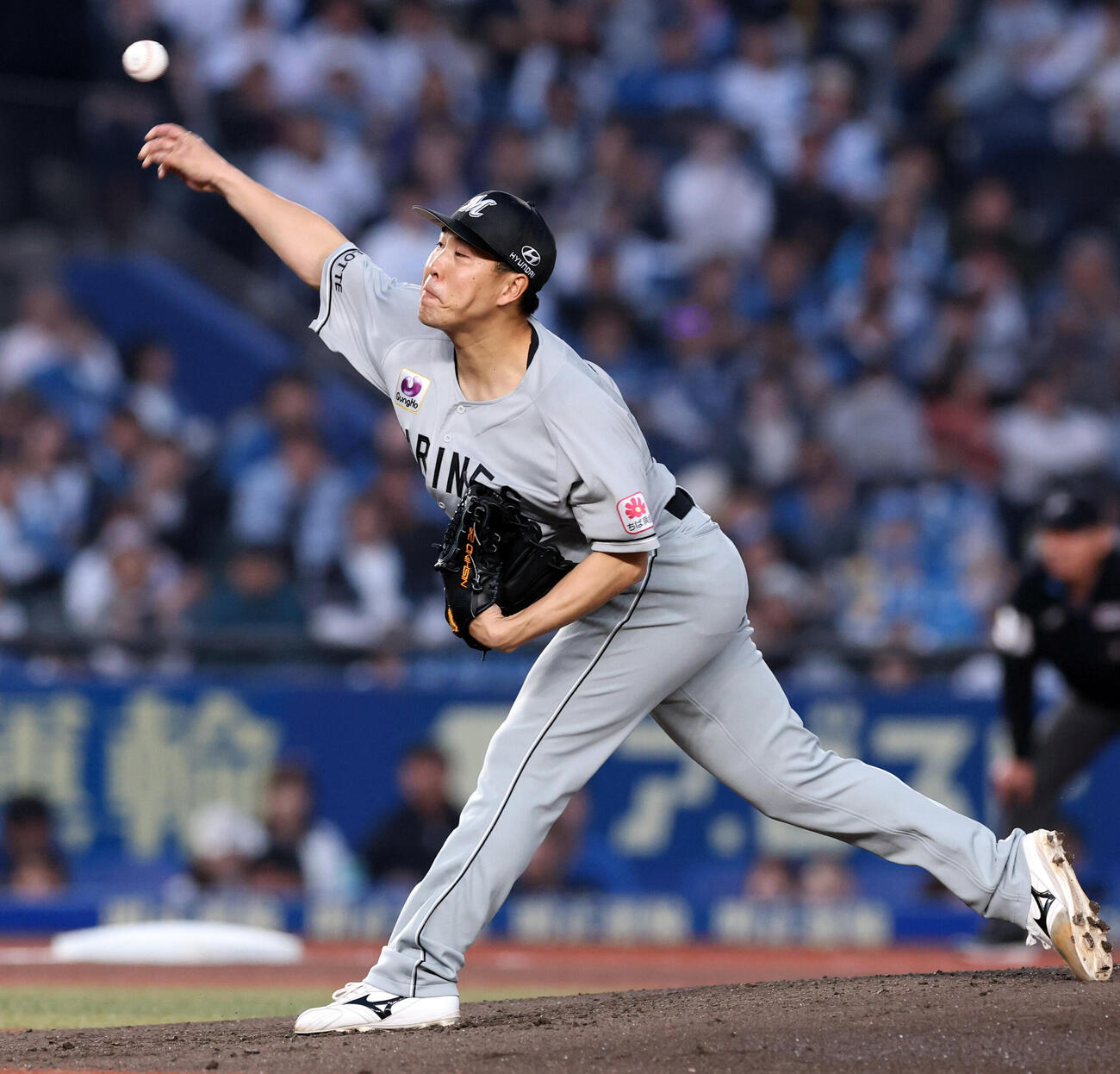 ロッテ対日本ハム　力投するロッテ先発の西野勇士　（撮影・浅見桂子）