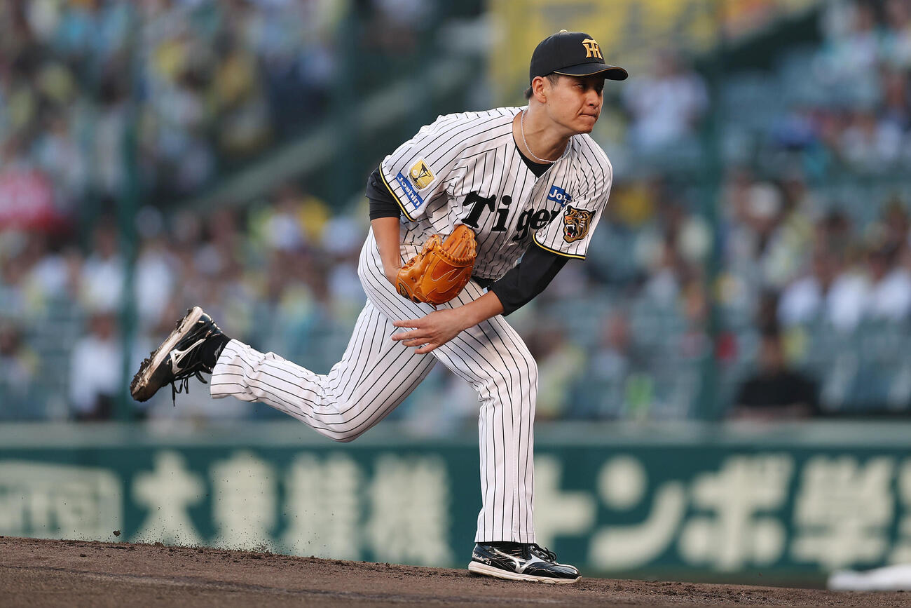 阪神対広島　力投する阪神先発の大竹耕太郎（撮影・前田充）
