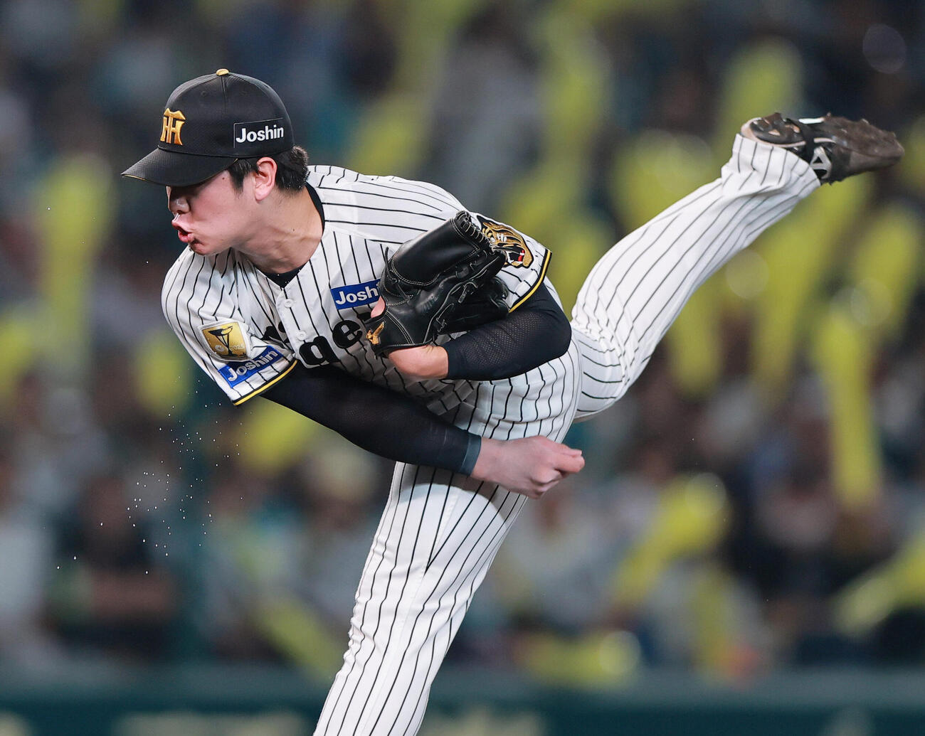 阪神対広島　7回表、力投する阪神石黒佑弥（撮影・上山淳一）