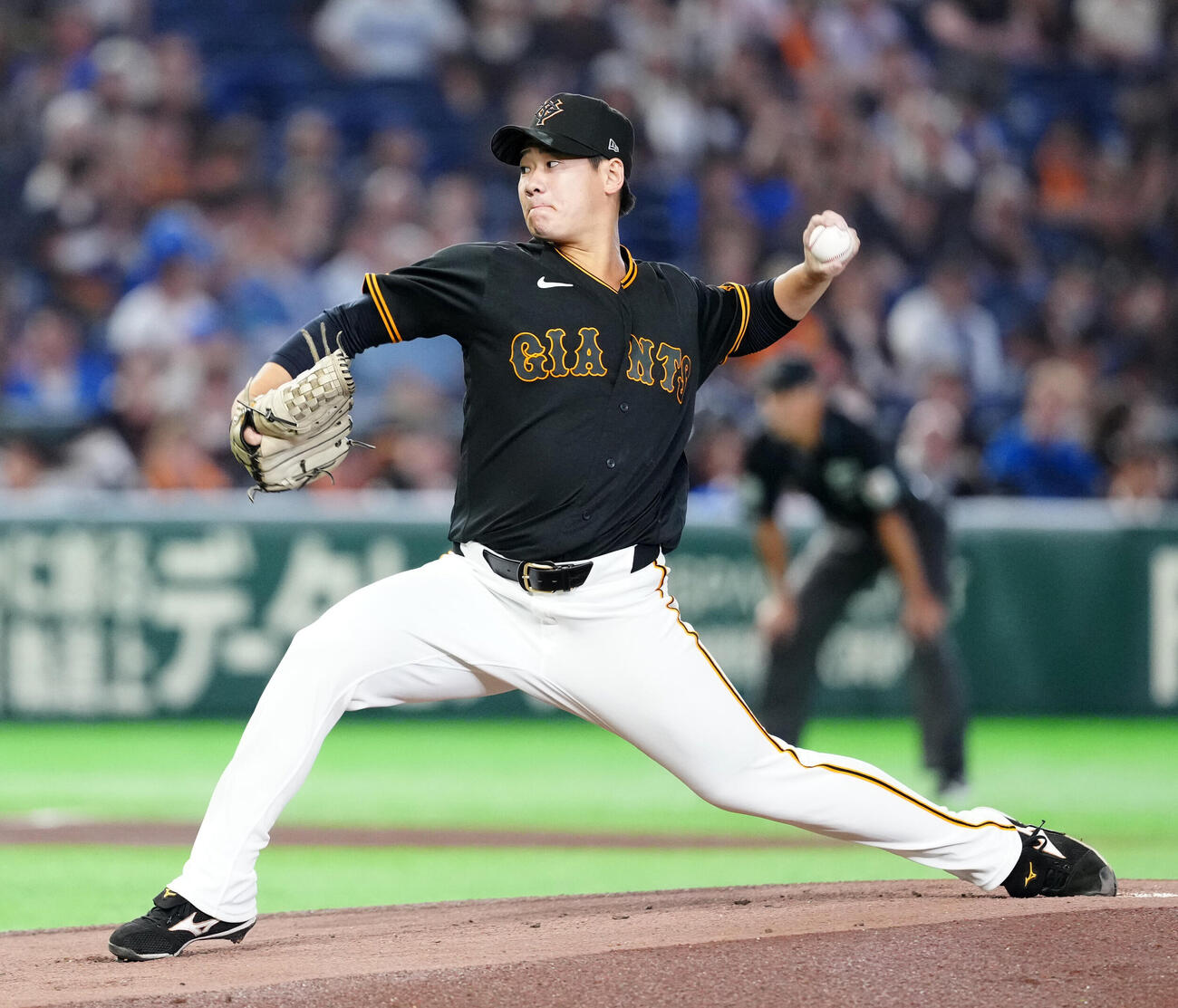 巨人対DeNA　巨人先発の井上温大（撮影・江口和貴）