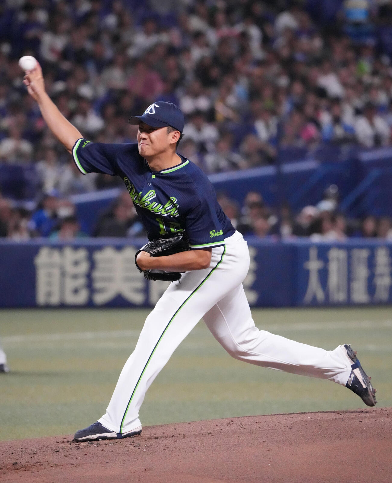 中日対ヤクルト　1回裏、登板するヤクルト先発の奥川恭伸（撮影・森本幸一）