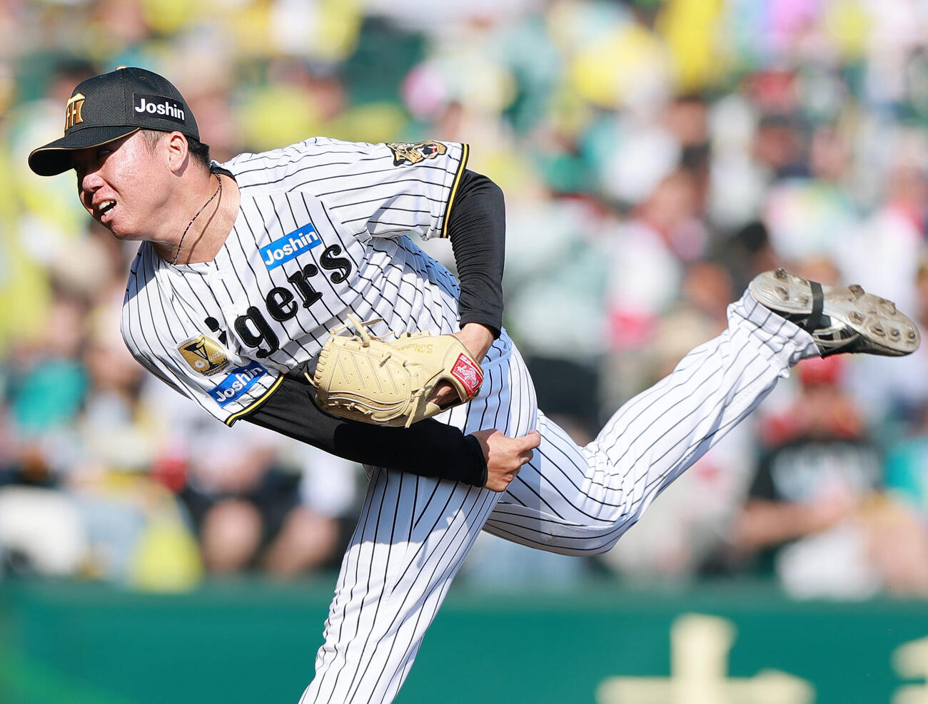 阪神対広島　7回表、力投する阪神村上頌樹（撮影・上山淳一）