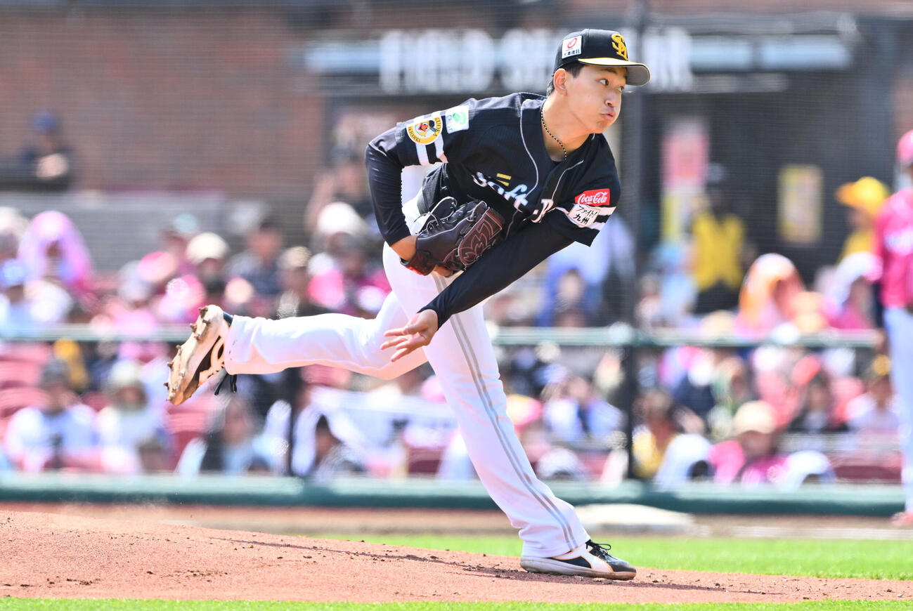 楽天対ソフトバンク　ソフトバンク先発の前田悠伍（撮影・滝沢徹郎）