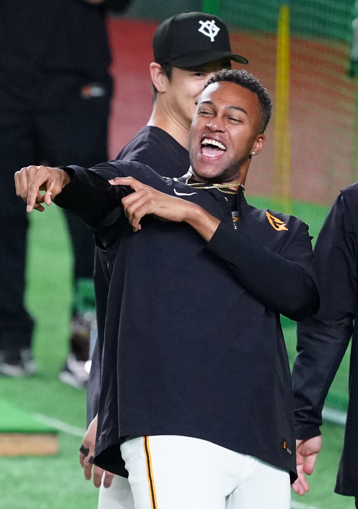 巨人対DeNA　試合前練習中、陽気な巨人ライデル・マルティネス（撮影・江口和貴）