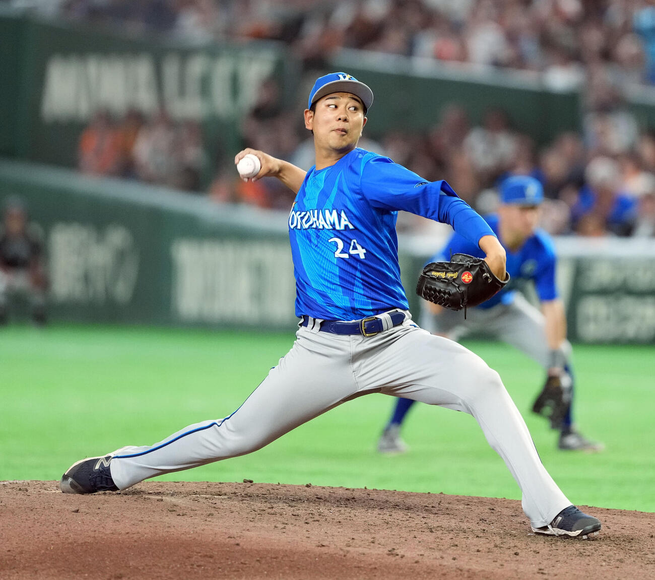 巨人対DeNA 8回からマウンドに上がったDeNA吉野光樹（撮影・たえ見朱実）