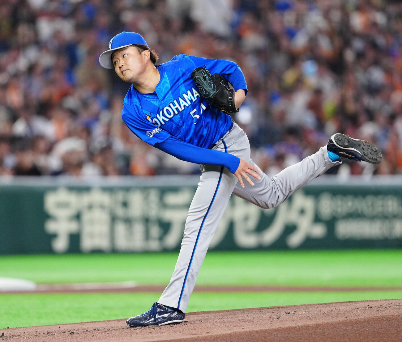 巨人対DeNA DeNA先発の石田裕太郎（撮影・江口和貴）