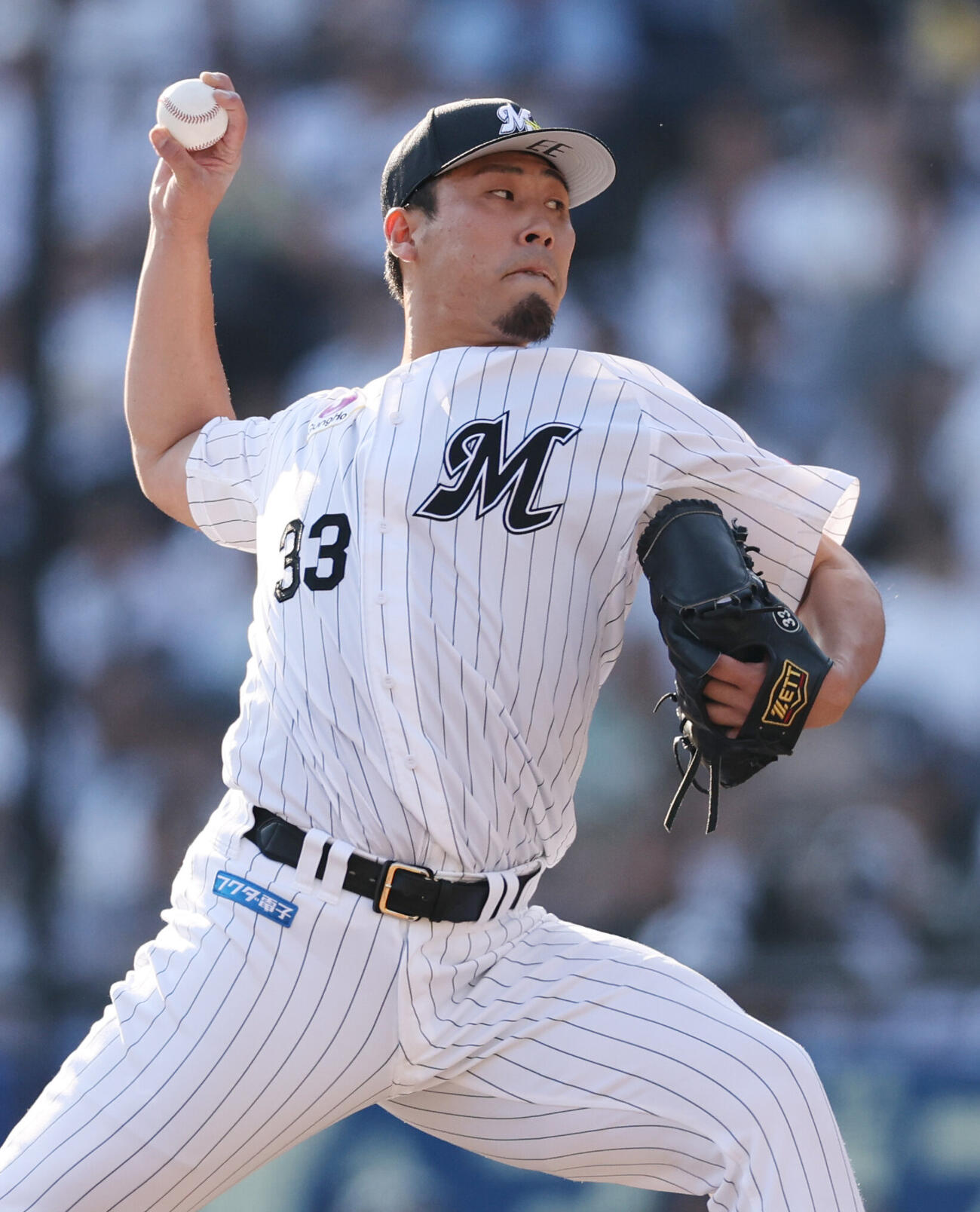 ロッテ対オリックス　力投するロッテ八木彬(撮影・野上伸悟）