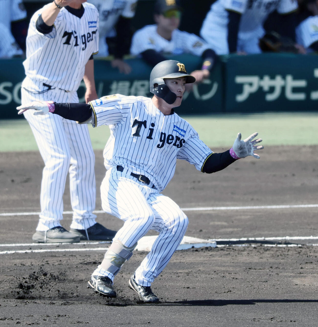 阪神対広島　3回裏阪神1死、福島圭音は三失で出塁(撮影・加藤哉）