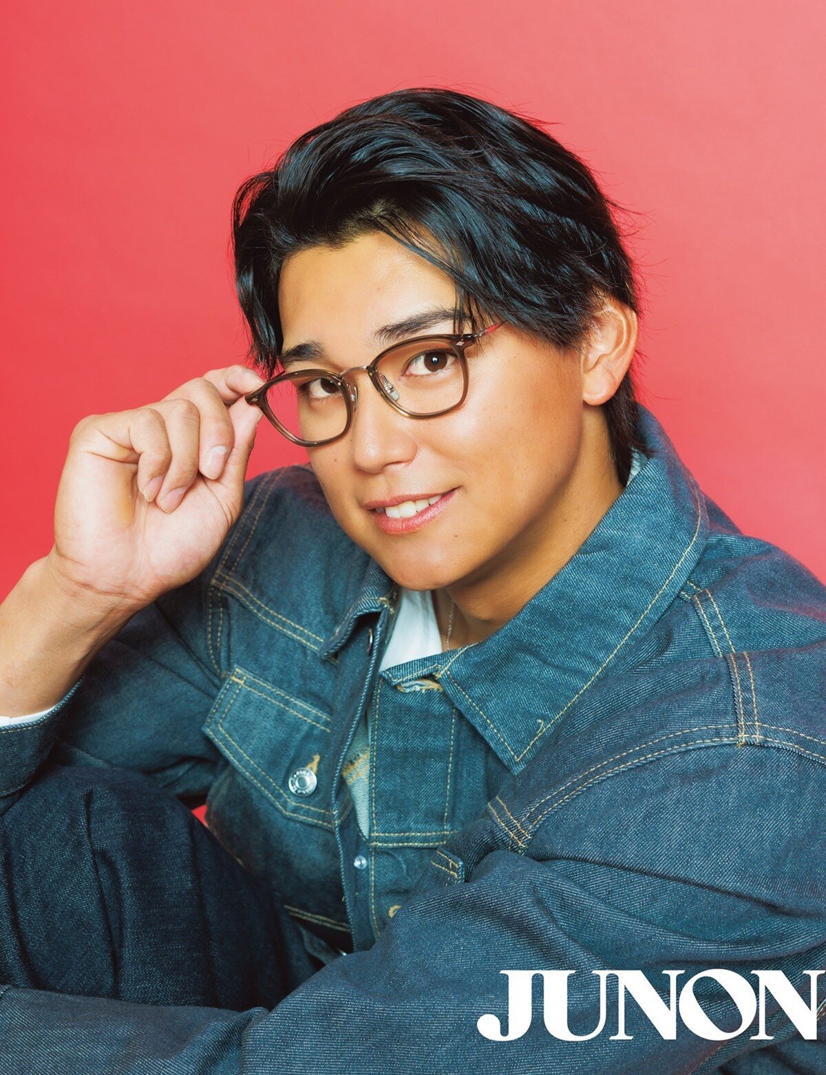 雑誌「JUNON」とコラボレーションした西武西川愛也外野手（球団提供）