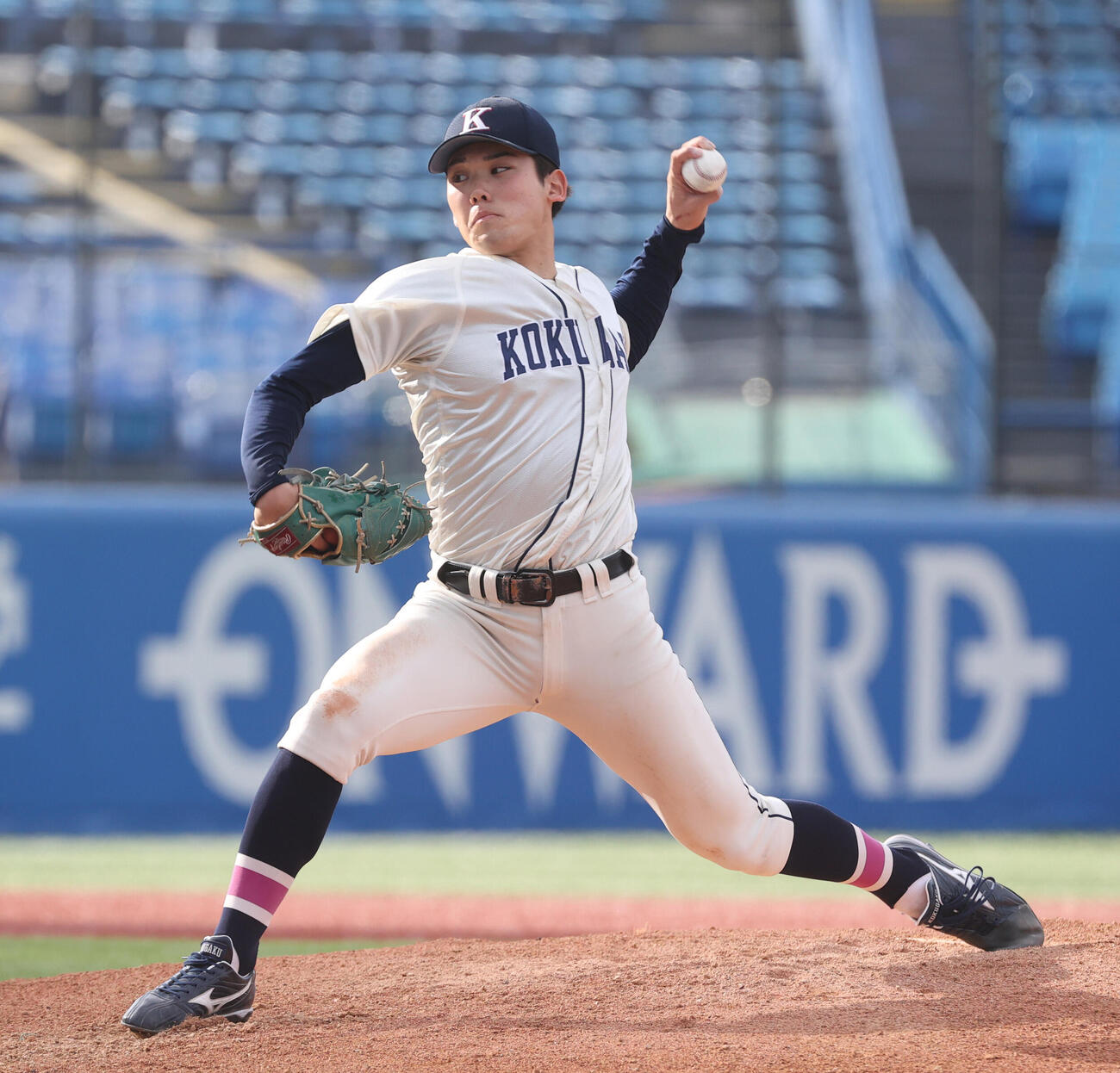 東都大学野球　青学大対国学院大　先発した国学院大・藤本士生（撮影・柴田隆二）