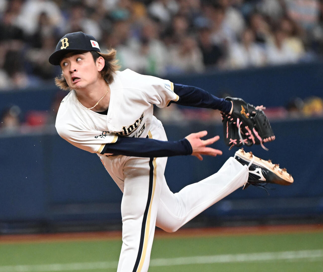 オリックス対ソフトバンク　6回に登板するオリックス寺西成騎（撮影・和賀正仁）