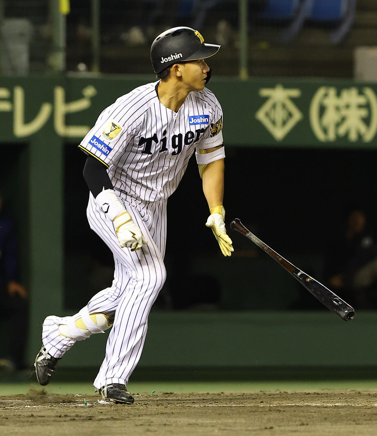 阪神対中日　7回裏阪神2死満塁、立石正広は中飛に倒れる（撮影・上田博志）