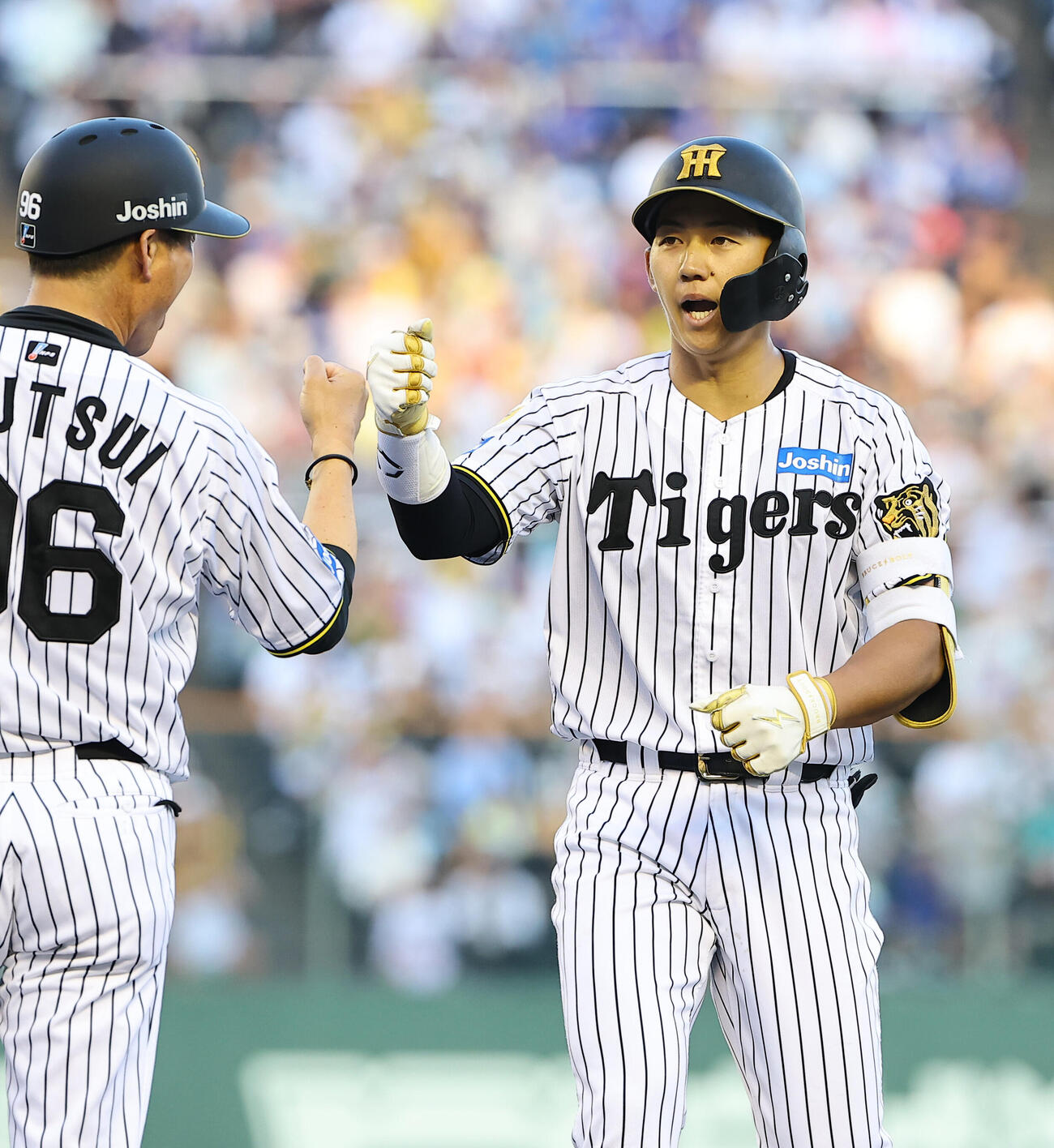 阪神対中日　2回裏阪神無死、立石正広はプロ初安打を放つ（撮影・上田博志）