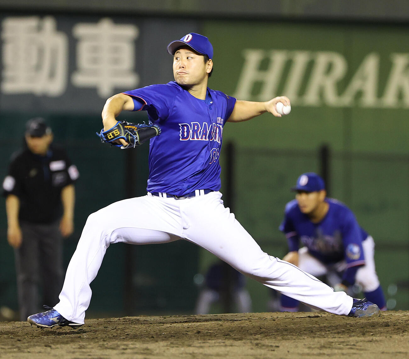 阪神対中日　中日5番手の牧野憲伸（撮影・上田博志）