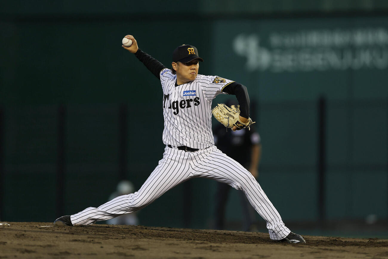 阪神対中日　力投する阪神先発の西勇輝（撮影・前田充）＝2026年5月19日