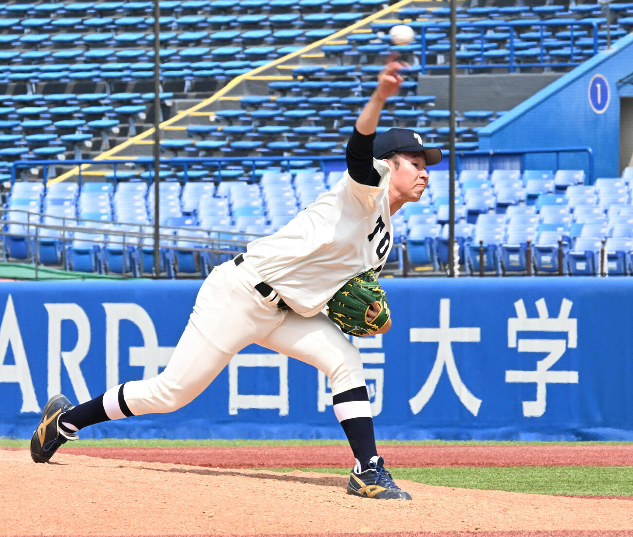 中央大対東洋大3回途中、2番手で登板した東洋大・南恒誠（撮影・千葉一成）