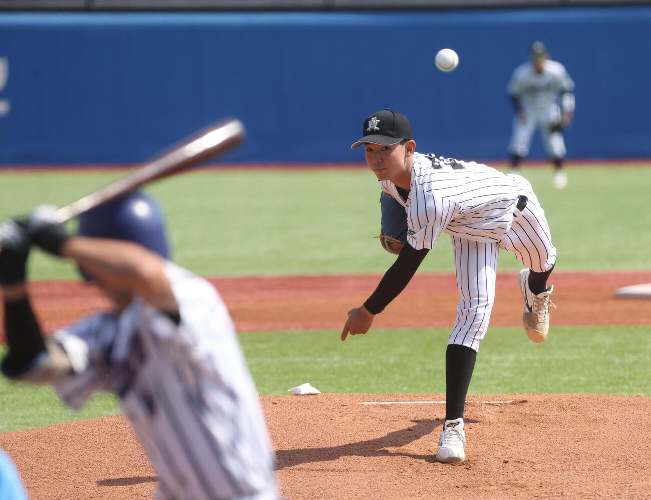 東都大学野球　立正大対亜大　先発した亜大・田崎颯士（撮影・柴田隆二）