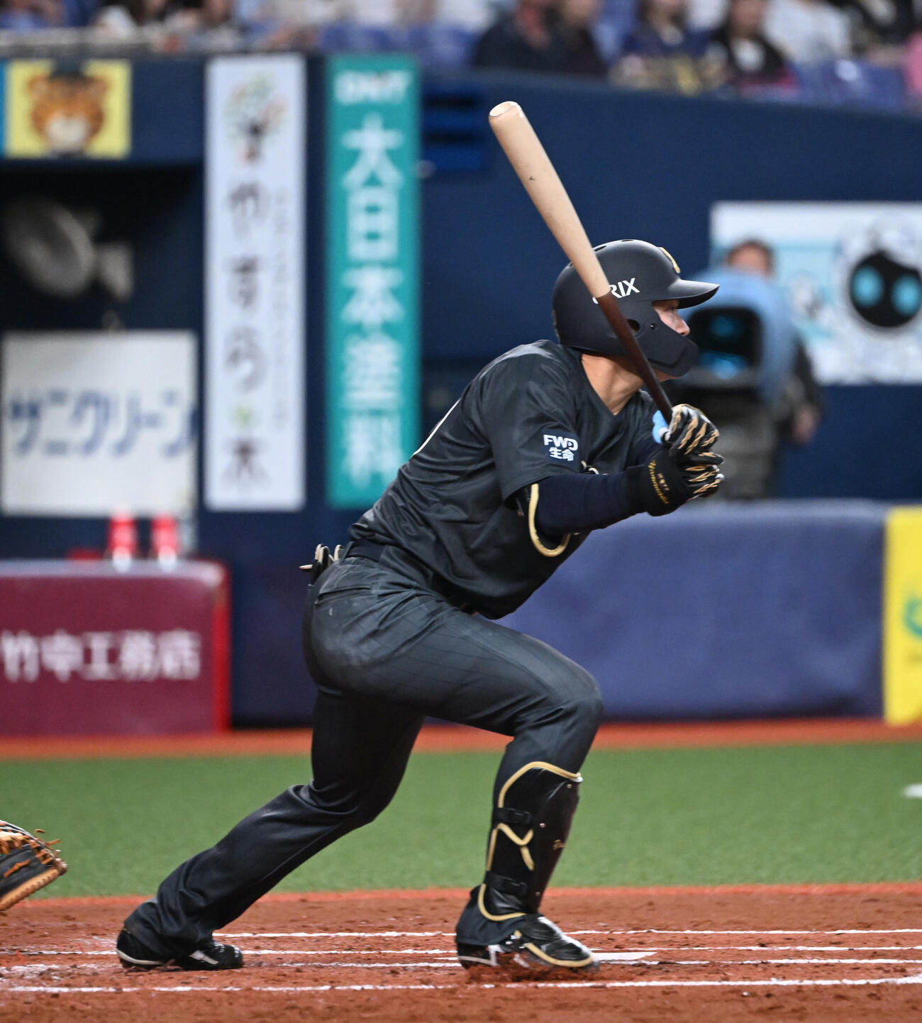 オリックス対ソフトバンク　2回裏オリックス無死一、三塁、中前適時打を放つ山中稜真（撮影・和賀正仁）