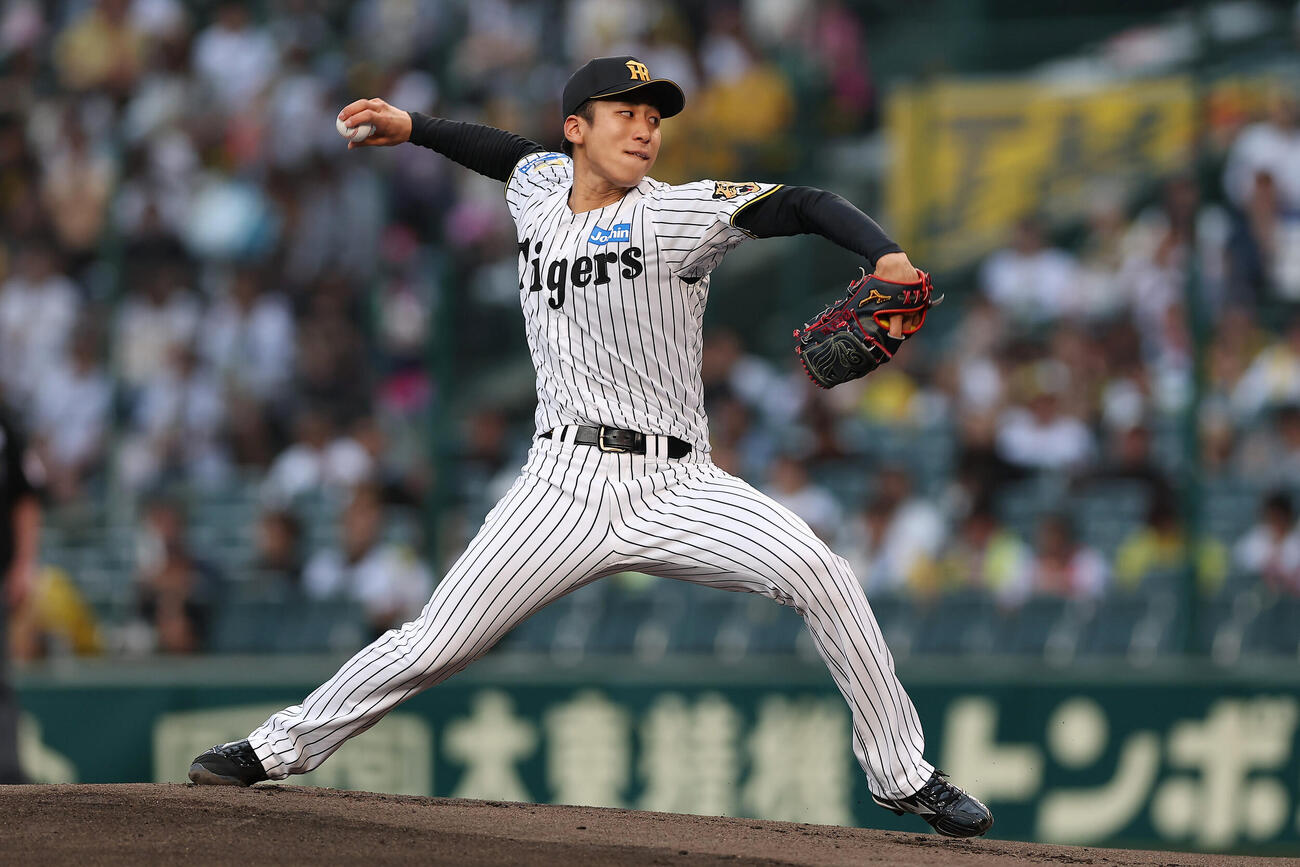 阪神対中日　力投する阪神先発の茨木秀俊（撮影・前田充）